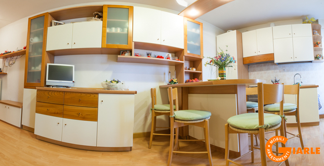 Cucina soggiorno ciliegio